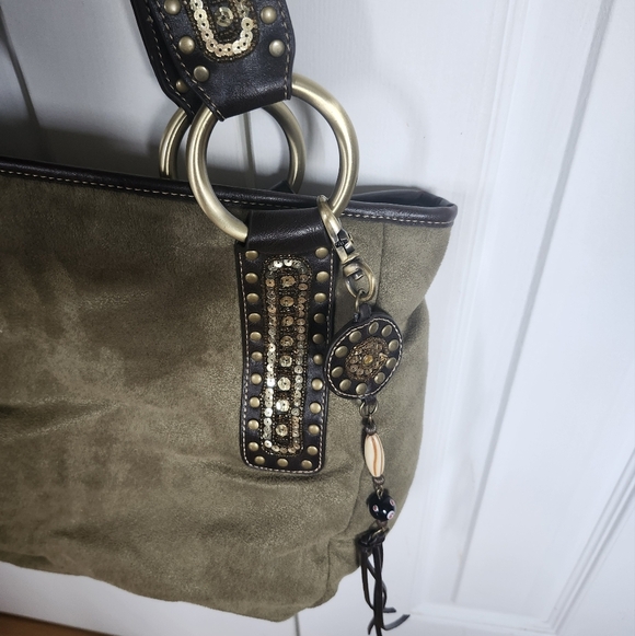 Franco Sarto Green and Brown Shoulder Bag with Gold Accent Vintage Boho Design - Picture 11 of 13
